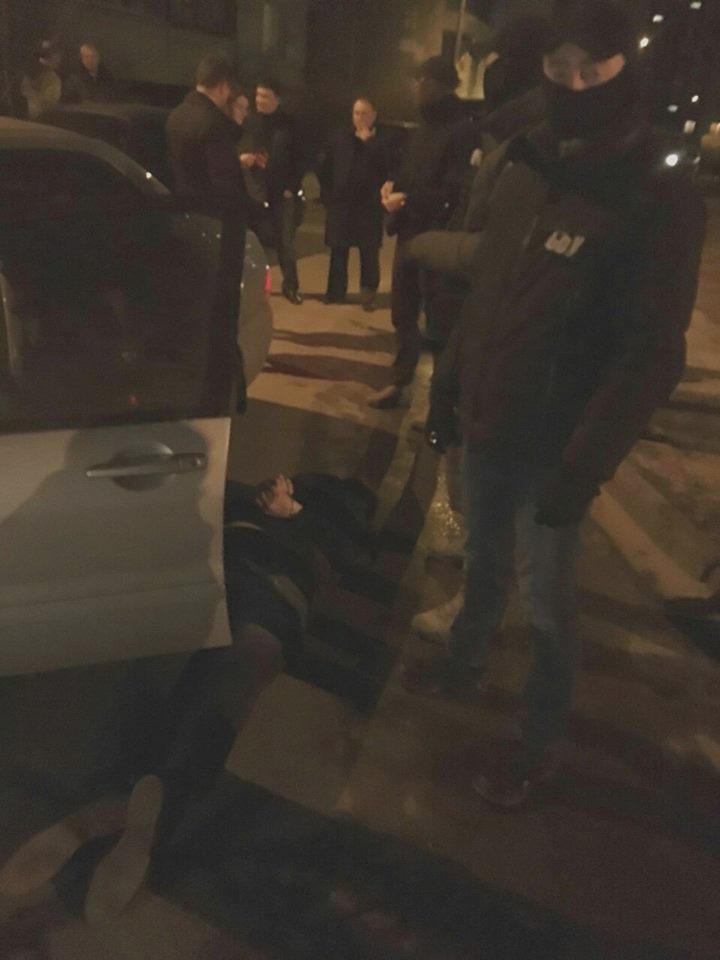 Начальник отделения полиции Киевской области оценил спасение наркодилера в 40 тысяч гривен  