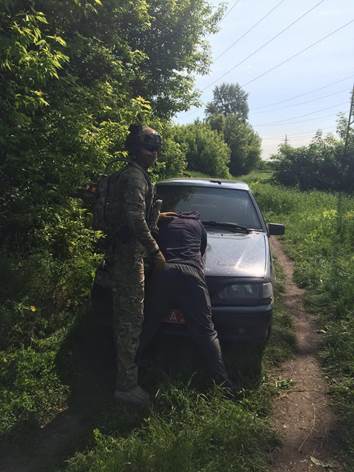 В Донецкой области СБУ спасла депутата от киллера