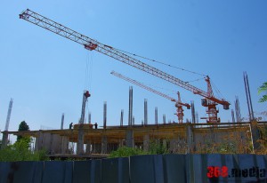 В Одессе пляжи «Большого Фонтана» превратили в огромную «наливайку»