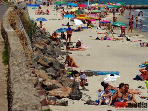 Одесские пляжи «Золотого берега»: чистая набережная, захваченные склоны и «наливайки» (фото)  