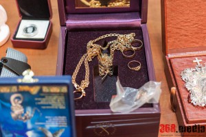 СБУ показала богатства харьковских налоговиков (фото)  