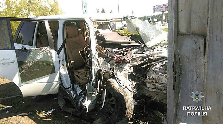В Киеве пьяный водитель бросился наутек, когда патрульные отказались от взятки  