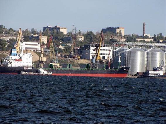 Николаевский порт предлагают ликвидировать — арендаторы «паразитируют» на государственном имуществе