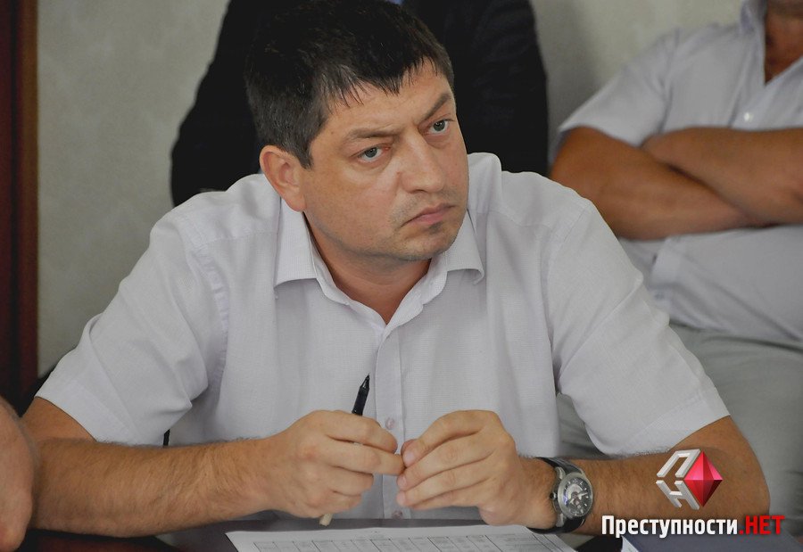 Главу Николаевского облавтодора уличили в вымогательстве взятки