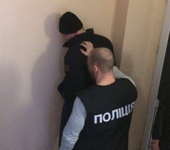 Полицейские оценили «свободу» подозреваемого в афере в одну тысячу долларов  