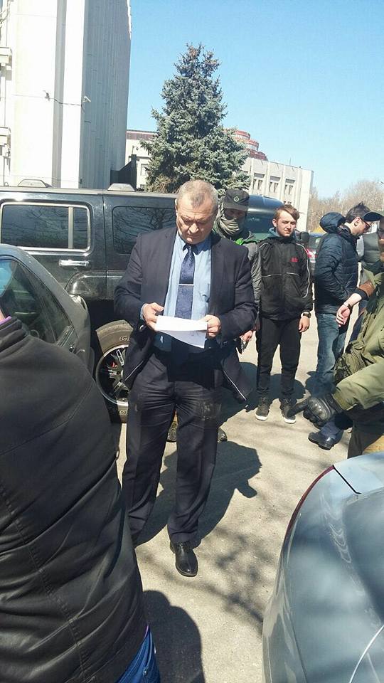 Луценко: Помазан взял 75 тысяч гривен за «содействие»