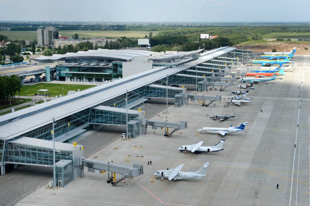 Скандальная сделка аэропорта «Борисполь»: следы ведут к помощникам экс-нардепа Шатворяна