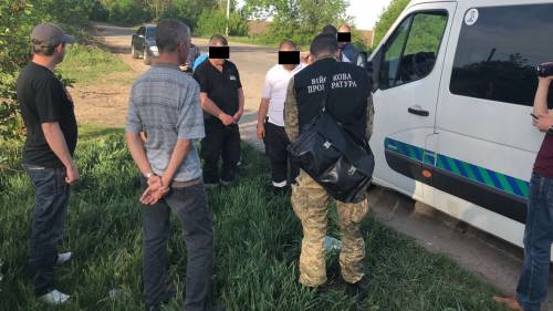 Очередной ляп «Укртрансбезопасности»: инспектор взял за перегруз 10 тысяч гривен  