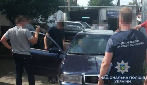 В Хмельницкой области прокурор продавал «свободу» за 8 тысяч гривен  