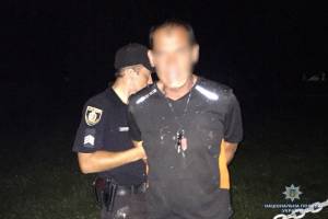 В Хмельницкой области полиция со стрельбой остановила пьяного водителя грузовика  