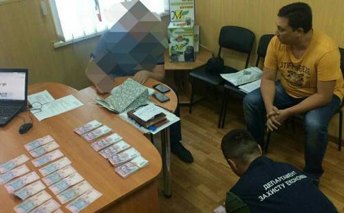 В Кропивницком на крупной взятке попался депутат местного райсовета  