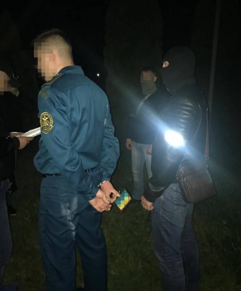 В Ровенской области топ-таможенник попался на взятках  