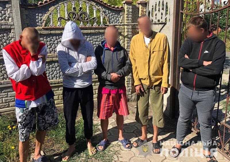 В Донецкой области на базе фальшивых «реабилитационных центров» удерживали более сотни человек  