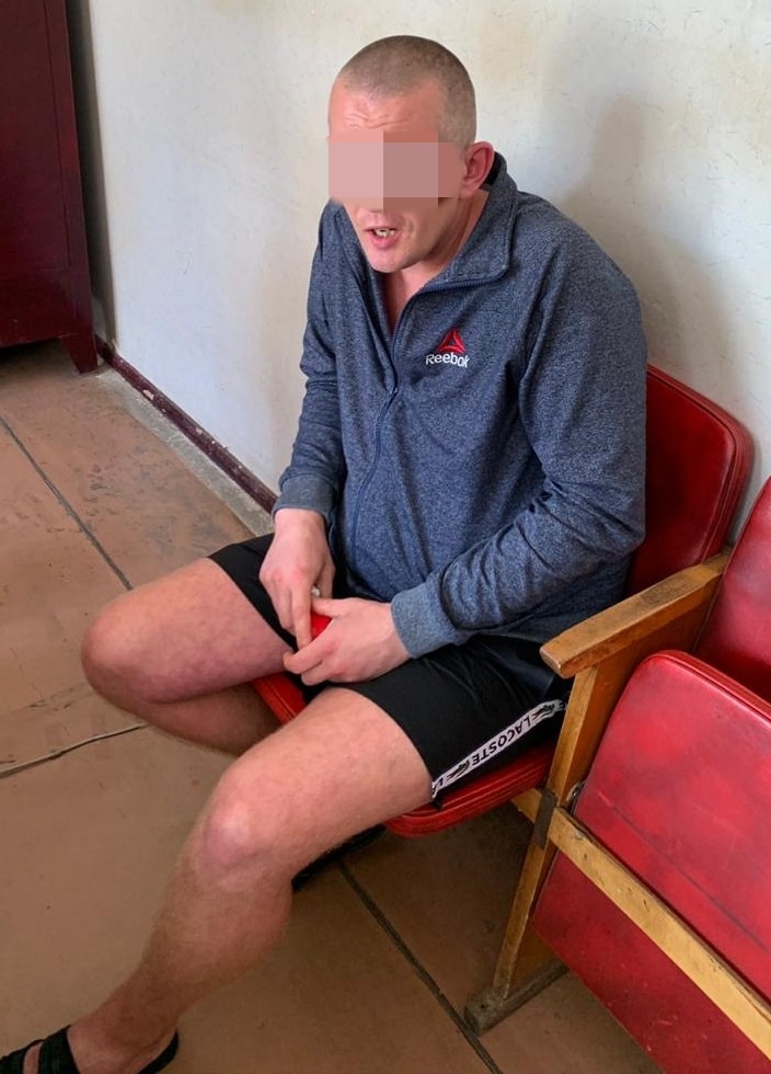 В Хмельницком на патрульного напали двое грабителей  