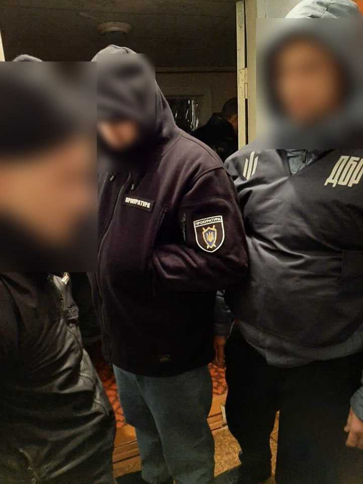 В Одесской области банда из полицейского и его бывшего коллеги пыталась ограбить фермера