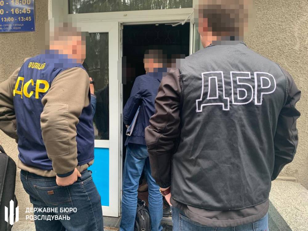 Налоговик из Житомирской области просил 12 тысяч долларов за закрытие дела  