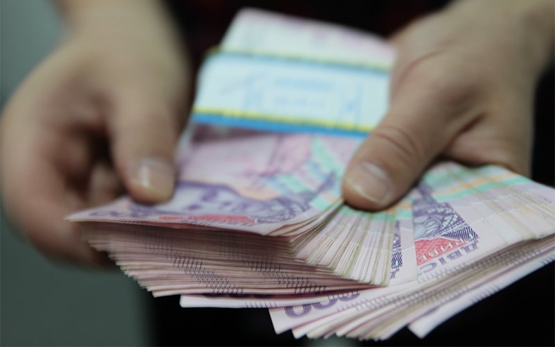 В Киеве мошенник через преступные схемы присвоил 11,5 млн гривен банка
