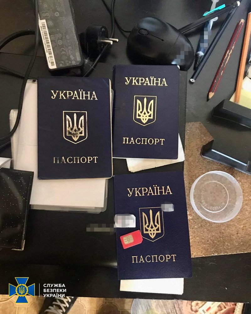 В Харькове мошенники изготавливали поддельные украинские паспорта  