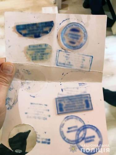 В Черниговской области мошенники под предлогом трудоустройства оформляли кредиты на «клиентов»  