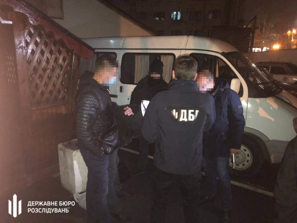 В Винницкой области полицейский требовал у вора взятку  