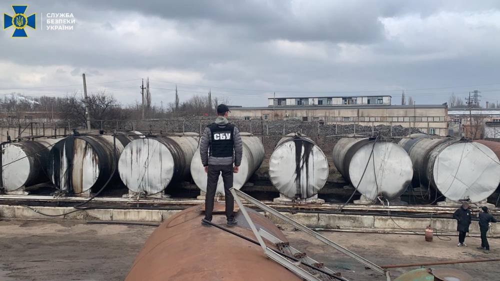 В Кировоградской области закрыли подпольный топливный завод  