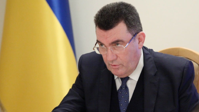 Секретарь СНБО, считающий английским вторым языком в Украине, не обязан его учить