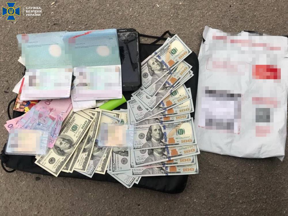 В Украине задержали группу, которая подделывала паспорта ЕС  