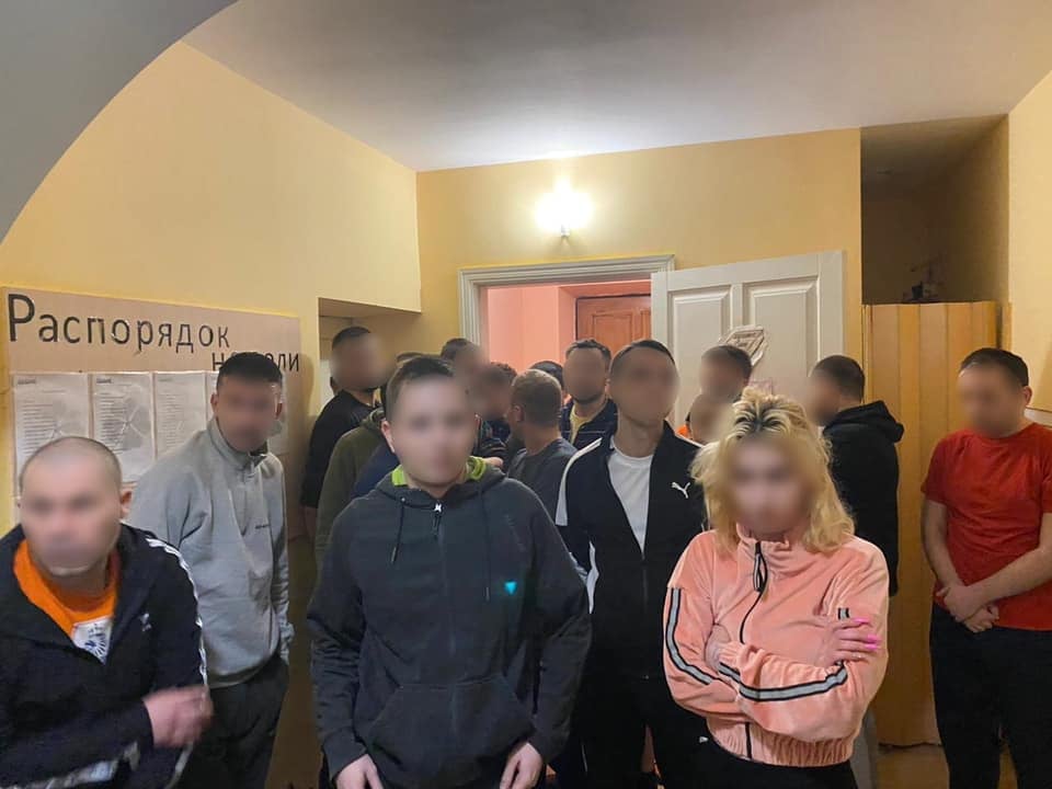 В Киевской области  организатору центра реабилитации вручили подозрение в похищении человека