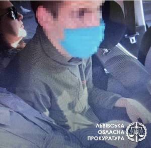 Во Львове двух парней осудили за убийство бездомных  