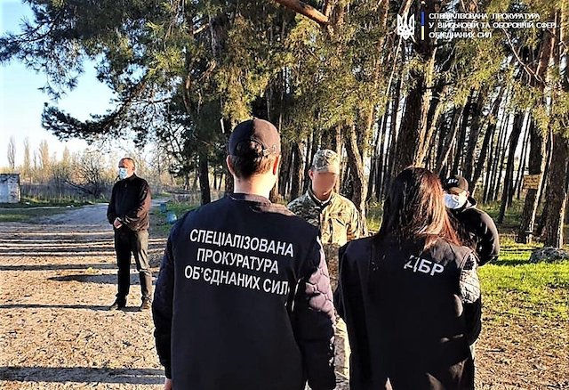 В Харьковской области военнослужащий продавал наркотики коллегам  