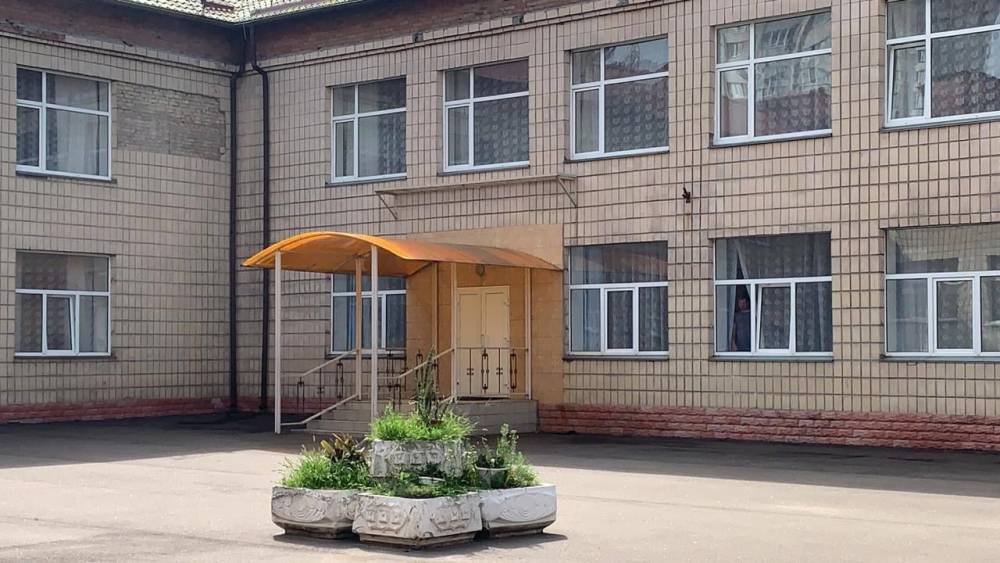 Экс-директор детского интерната в Киеве украл деньги на установке кондиционеров  