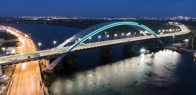На строительстве Подольского моста в Киеве украли 4,5 млн гривен  
