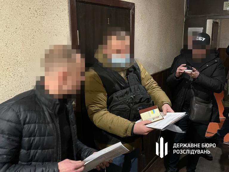 В Днепропетровской области группа полицейских занималась пытками и вымогательством  
