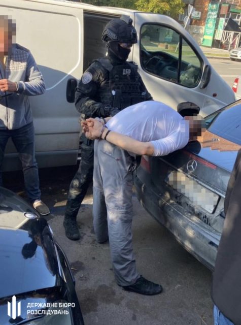 В Черновицкой области полицейские брали деньги у контрабандистов  