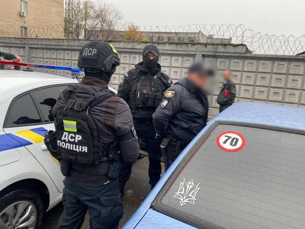 В Кривом Роге задержали 11 полицейских-коррупционеров