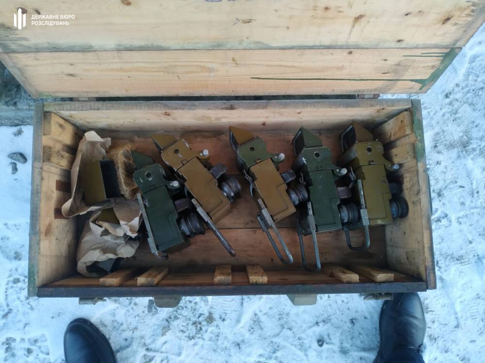 В Хмельницкой области военнослужащий украл из части ценные приборы  