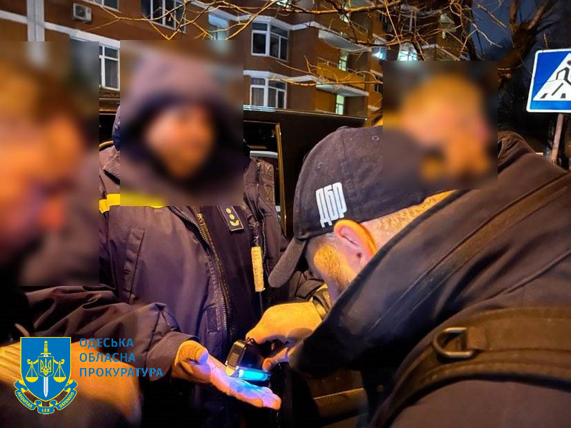 В Одесской области начальник райотдела ГСЧС шантажировал владельца заправки