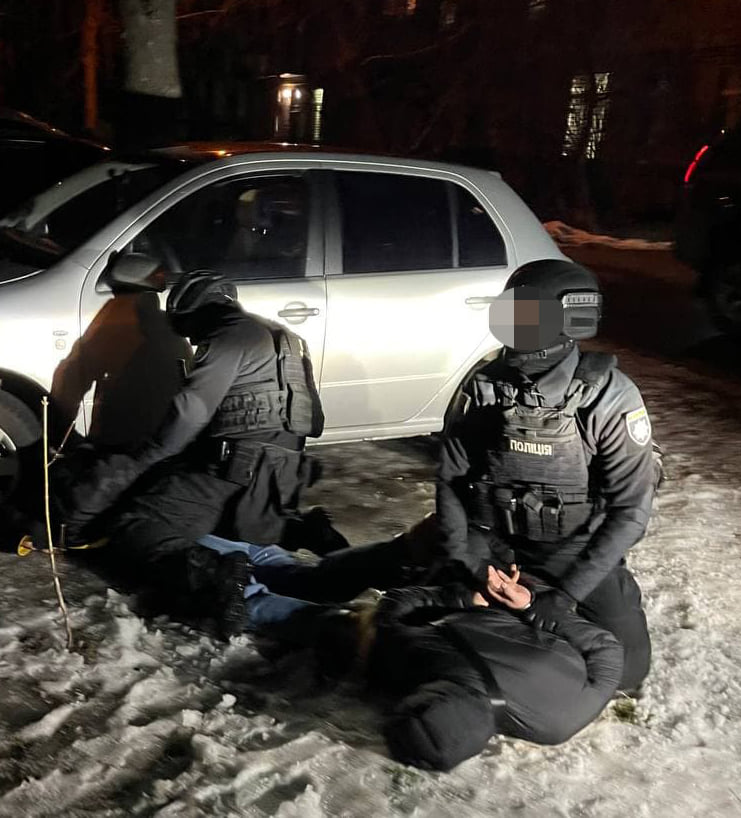 В Киеве группа полицейских из Днепра занималась вымогательством