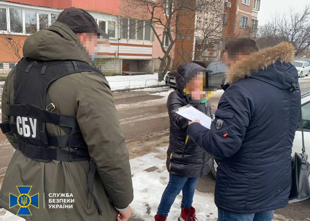 В Черкассах бухгалтер присвоила 12 млн гривен «короновирусных» доплат медикам  