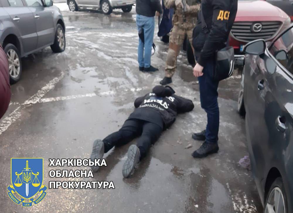 В Харькове задержали группу вымогателей с 65 тысячами долларов  