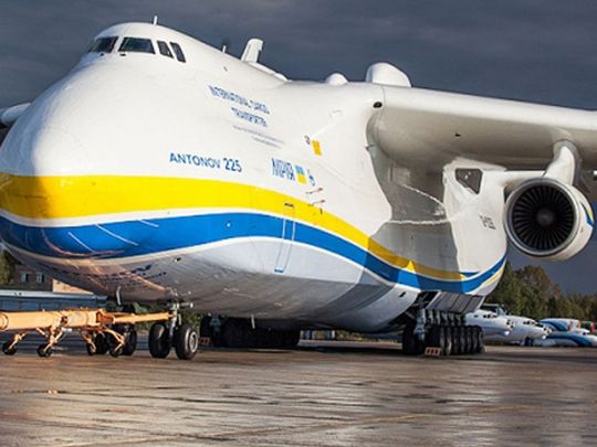 Россияне уничтожили в Гостомеле самый большой в мире самолет АН-225 «Мрия»