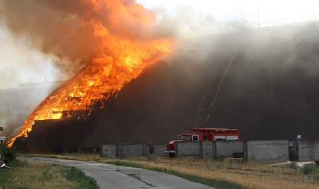 Ракетным ударом оккупанты уничтожили 300 тысяч тонн зерна в Николаевской области