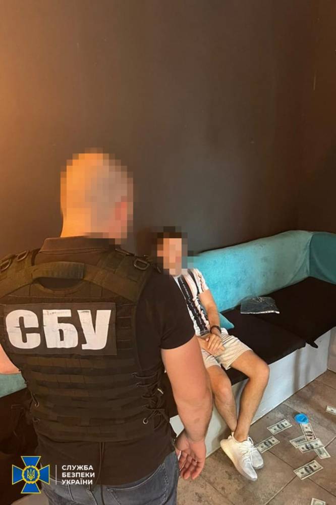 В Киеве поймали организатора канала выезда призывников из Украины  