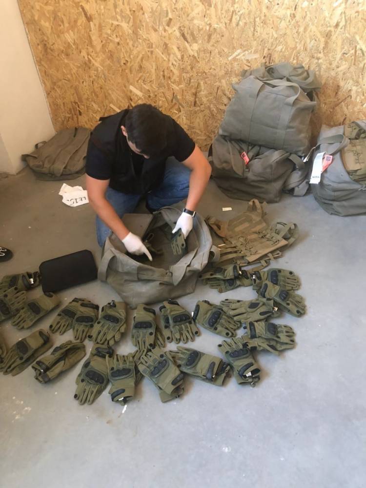 В Тернополе волонтер решил торговать военной амуницией