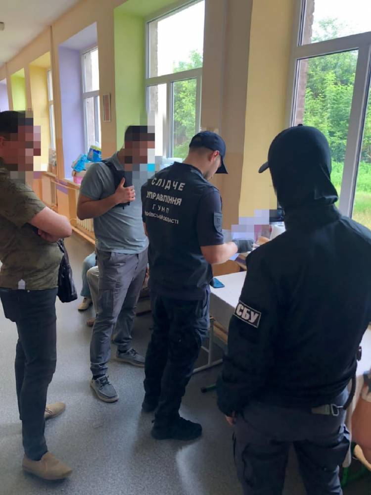 В Киевской области чиновник украл благотворительные взносы