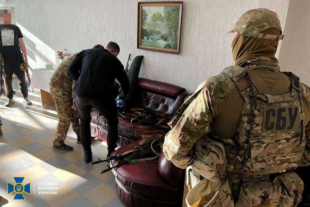 Украинские таможенники сотрудничали с лицами из санкционного списка СНБО  