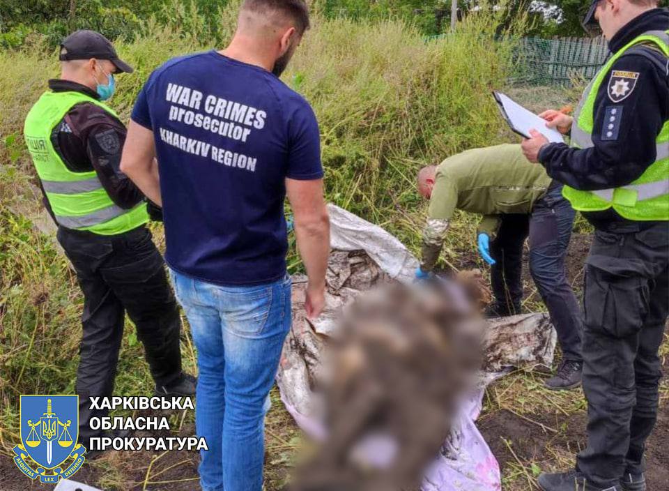У селі на Харківщині знайшли місце страти мешканців, закатованих окупантами