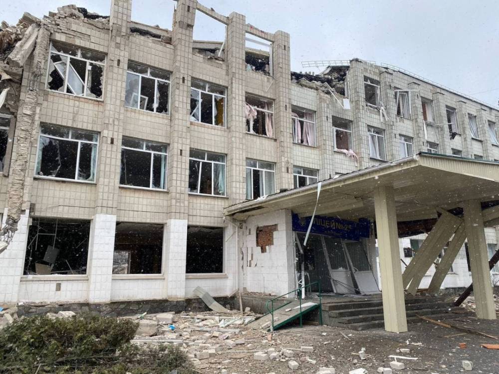 Заступник директора знищенного житомирського ліцею виправдовувала окупантів  