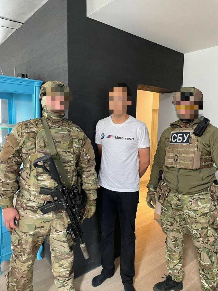 На Київщині затримано депутата при спробі заволодіння 45 тисяч доларів  