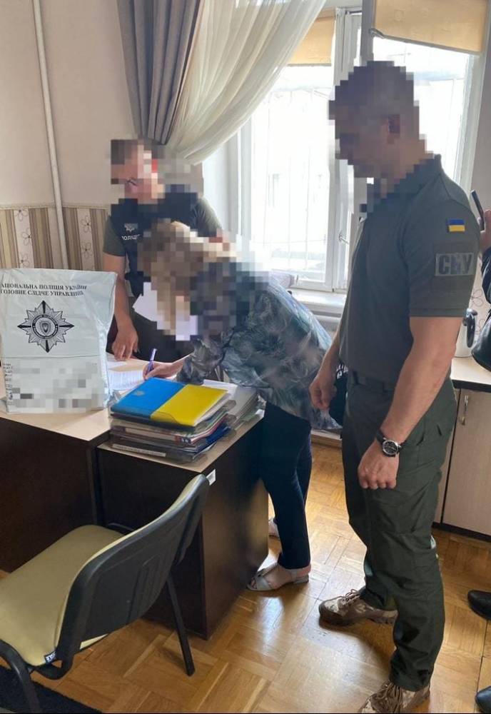 У Рівному посадовці ВНЗ допомагали іноземцям перетинати держкордон  